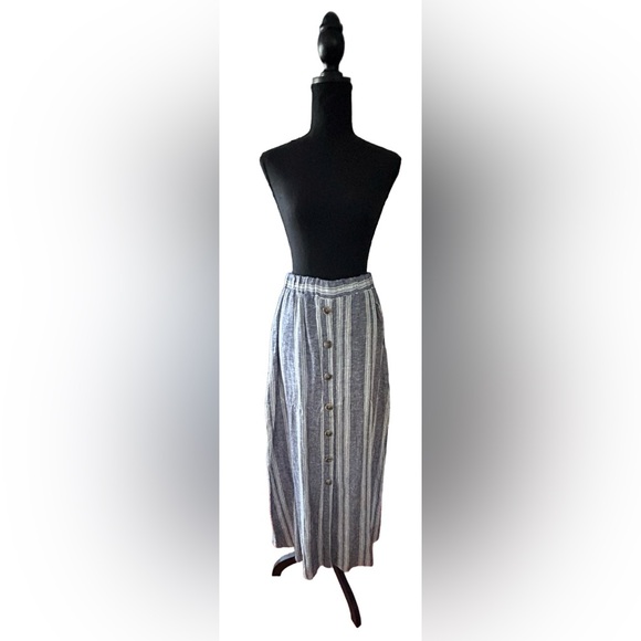 💙NWT! LINEN MAXI SKIRT! GORGEOUS MARISSA OLIVIA LIGHTWEIGHT SUMMER SKIRT!! - Picture 5 of 16